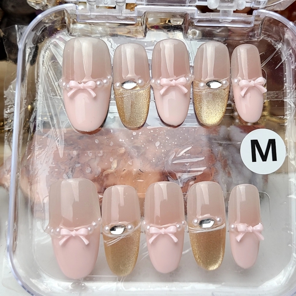 Pink & Gold Frenchtip Press-on Nail Set | Easy DIY At Home Manicure
